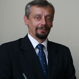 258 Piotr Banaszyk
