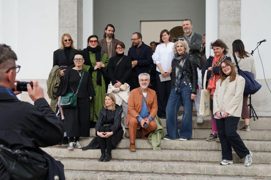 Inauguracja wystawy „Lary i penaty. O budowaniu poczucia bezpieczeństwa w architekturze” w Pawilonie Polskim na Biennale Architektury 2025
