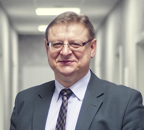 BIO Cezary Sarnecki