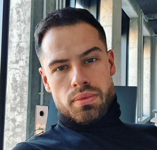 BIO Dominik Adamek