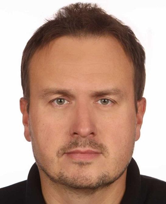 BIO Grzegorz Knapik