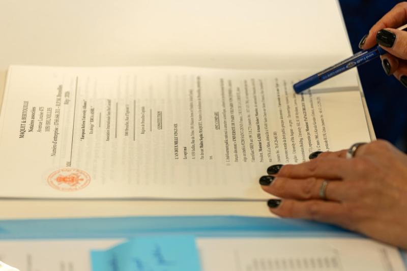 Dokument ustanawiający status osobowości prawnej sojuszu ERUA